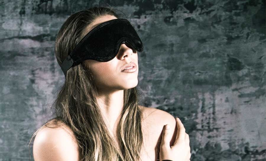 Black Label Plush Blindfold Black Microfiber - BDSM - The Rabbit Hole Life