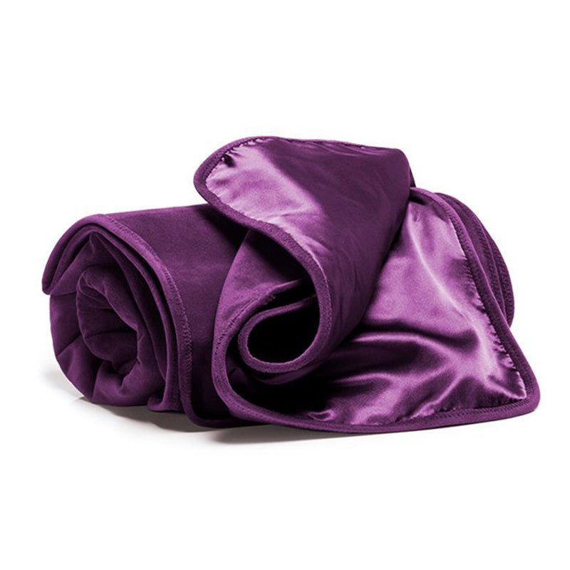 Fascinator Throw Aubrergine Microvelvet - Regular Size - BDSM - The Rabbit Hole Life