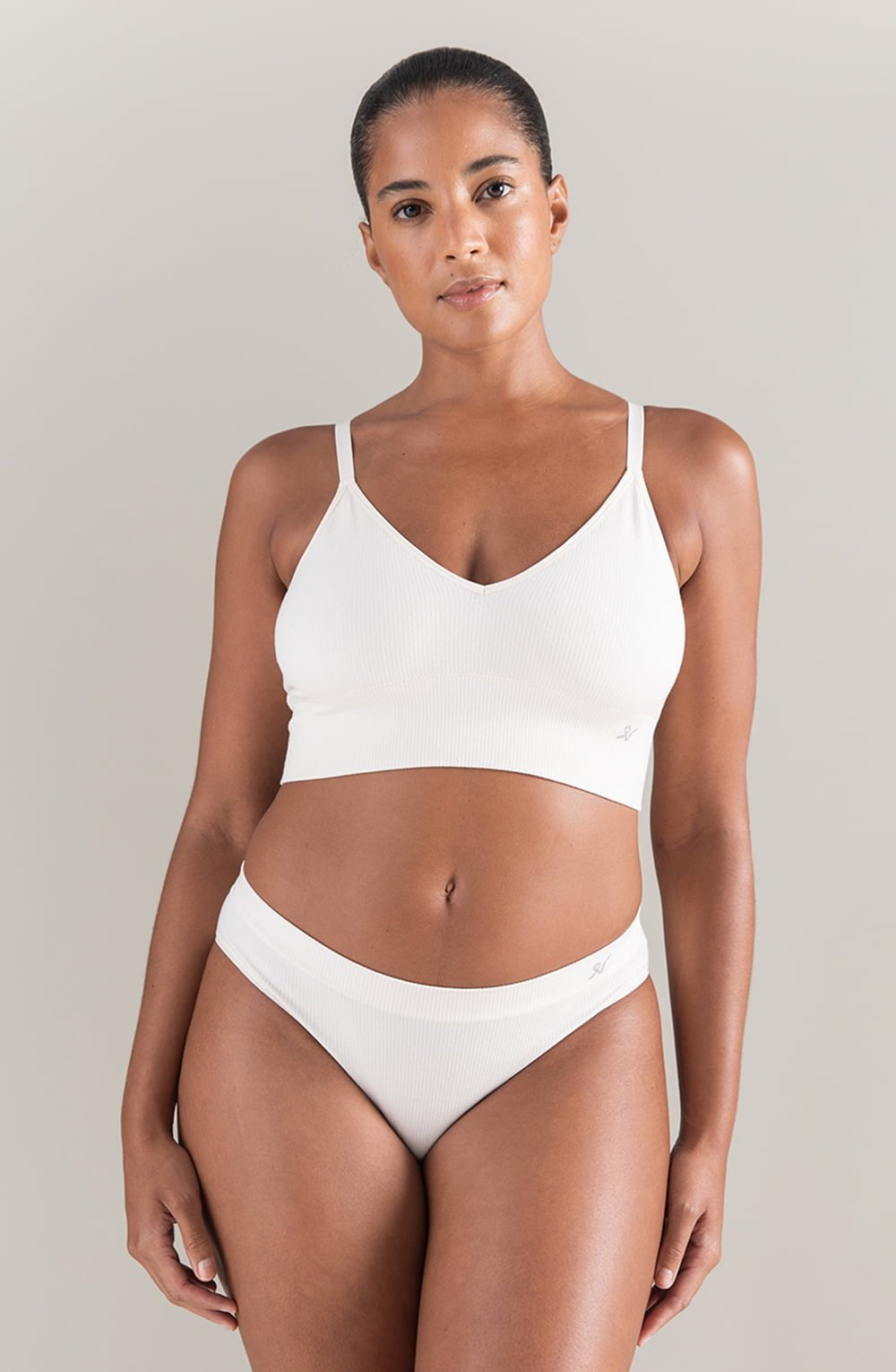 The TENCEL™ Seamless Bralette White Sand - The Rabbit Hole Life